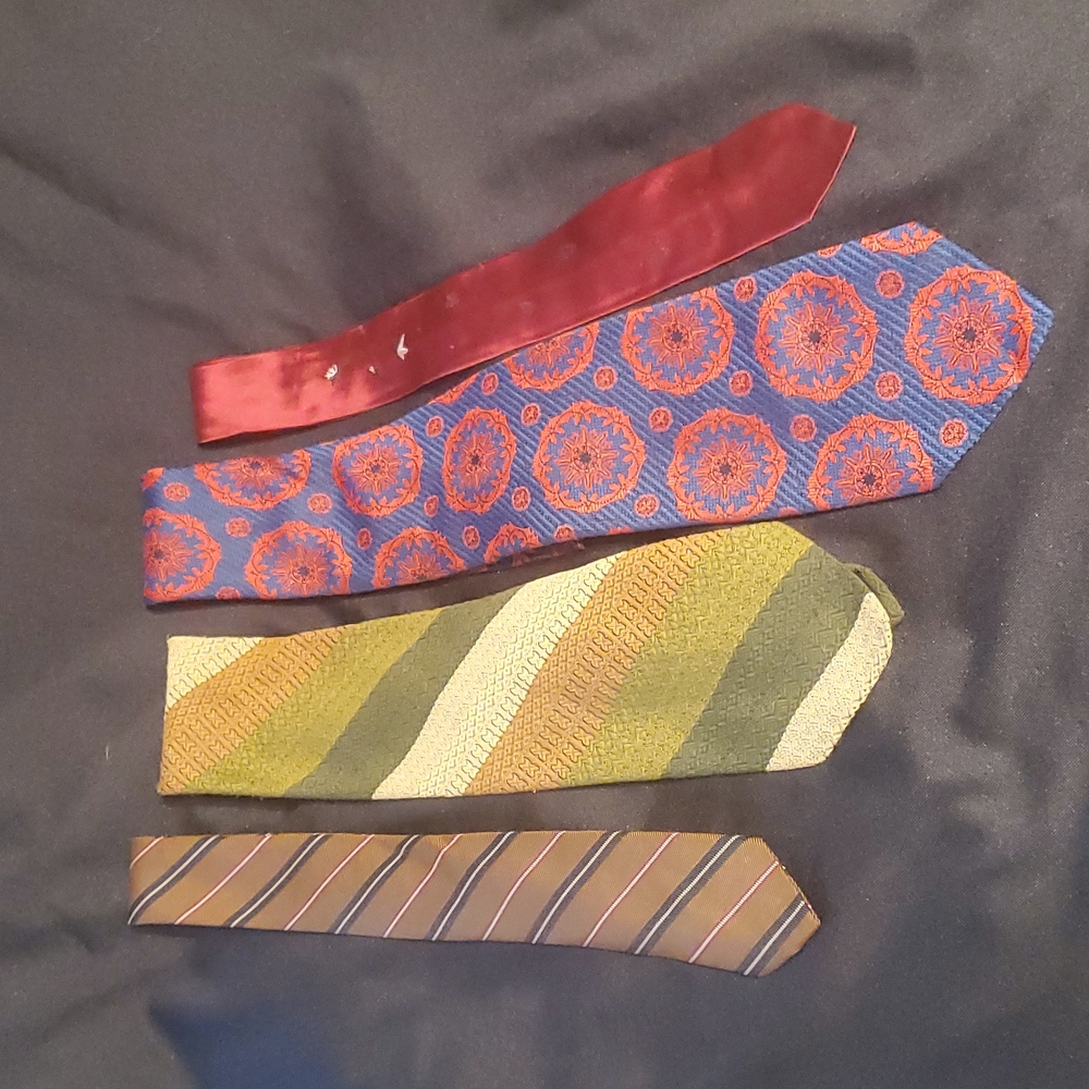 Vintage tie lot, all 4,60s 70s mens ties